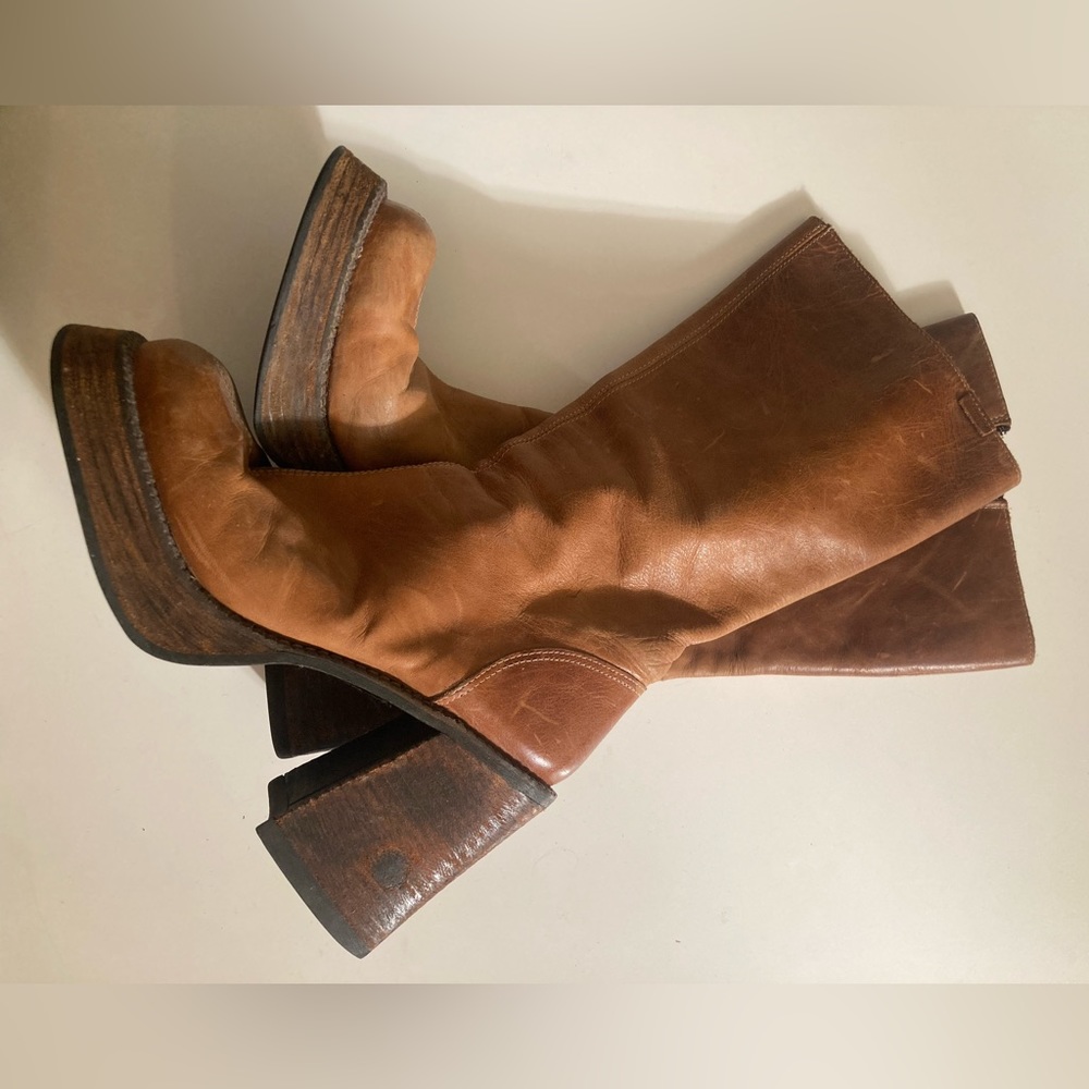 Vintage Destroy platform boots